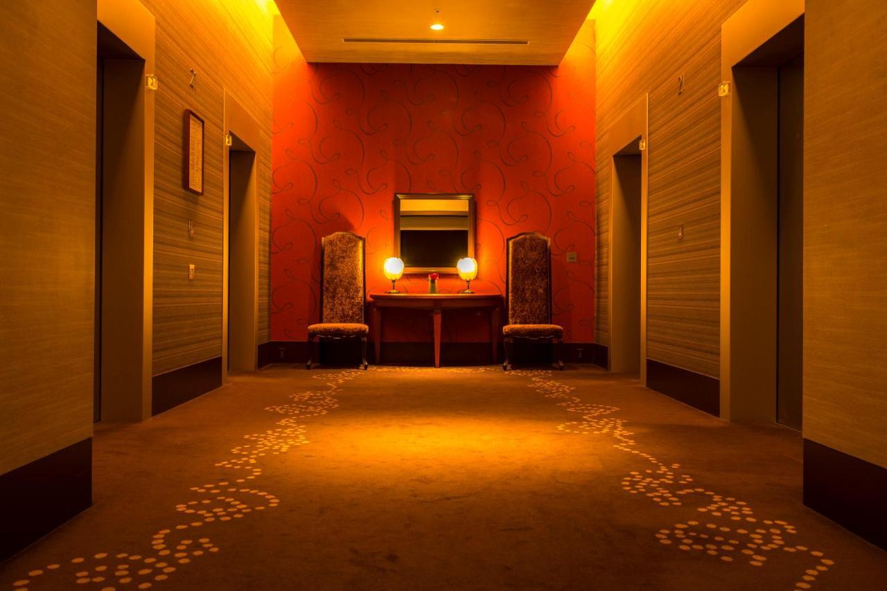 Royal Pines Hotel Urawa Saitama Exterior photo